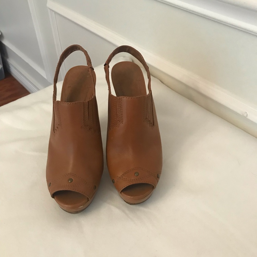 - Bcbgeneration Shoes - image 3